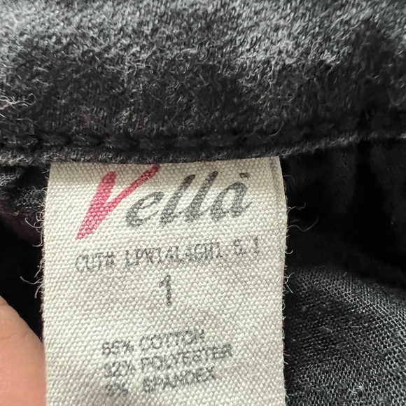 Low booty cut grey jeans from Fashionnova - Picture 5 of 6